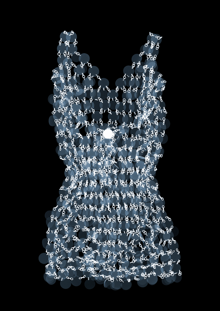 Nick Veasey｜Paco Rabanne Sequin Dress｜2017｜594x841mm｜Lenticular