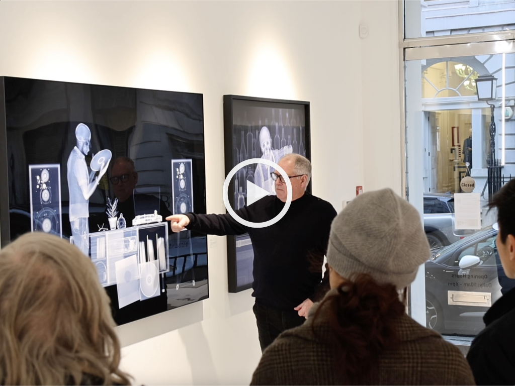 London•Mayfair | New Year WALKER with Nick Veasey